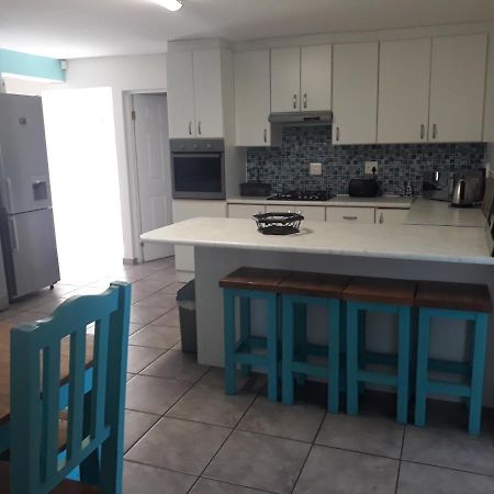 Seabreeze Accommodation Jeffreys Bay Extérieur photo